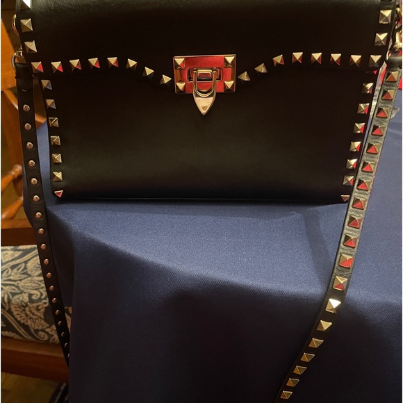 Valentino Garavani Rockstud Handbag - Picture 11 of 12